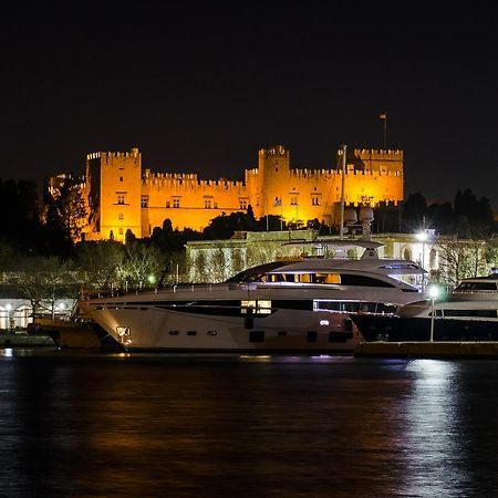 Elafusa Luxury Apartment Rhodes City エクステリア 写真